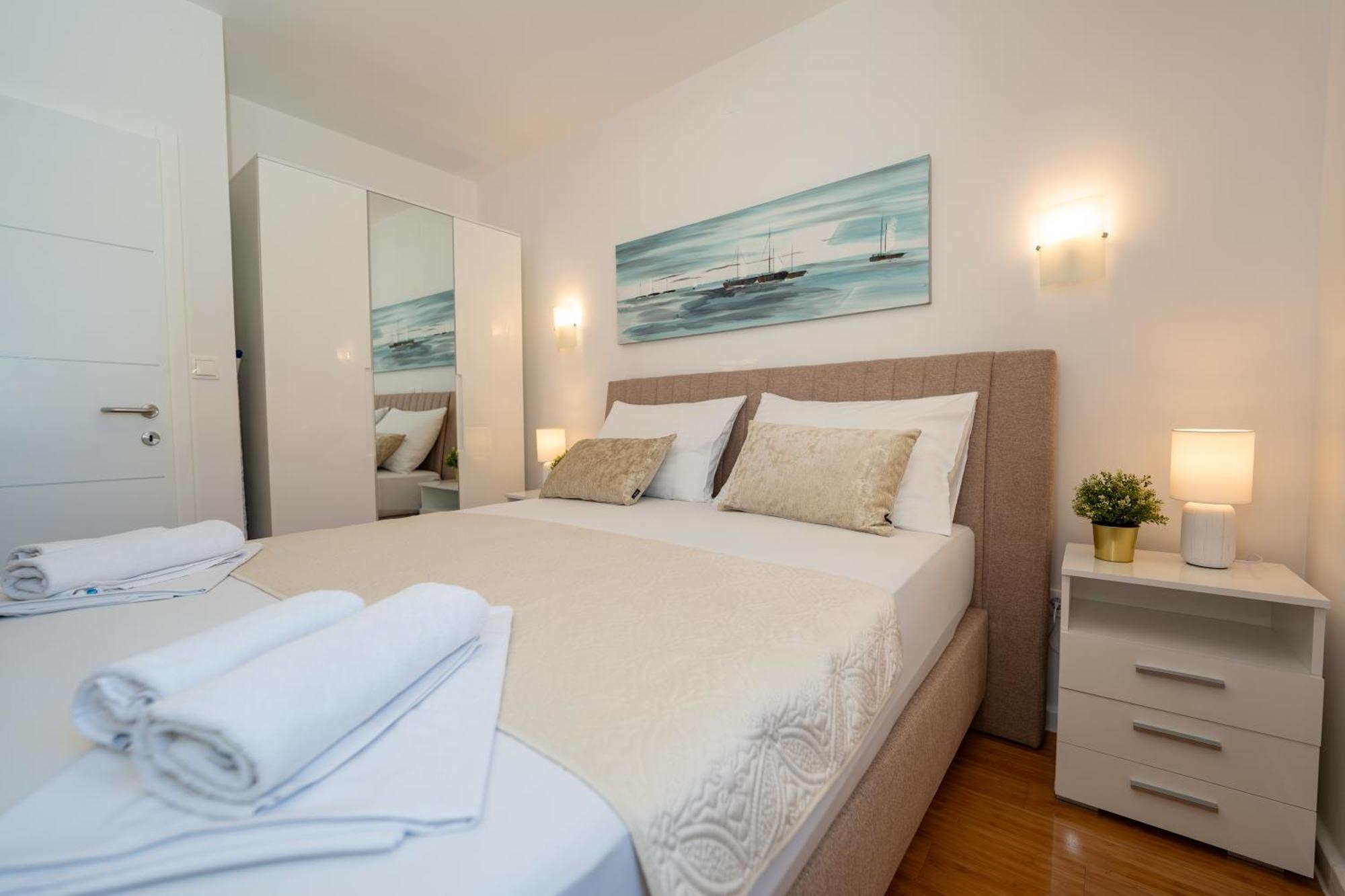 Apartment Funtastic With Private Pool Novalja Ngoại thất bức ảnh
